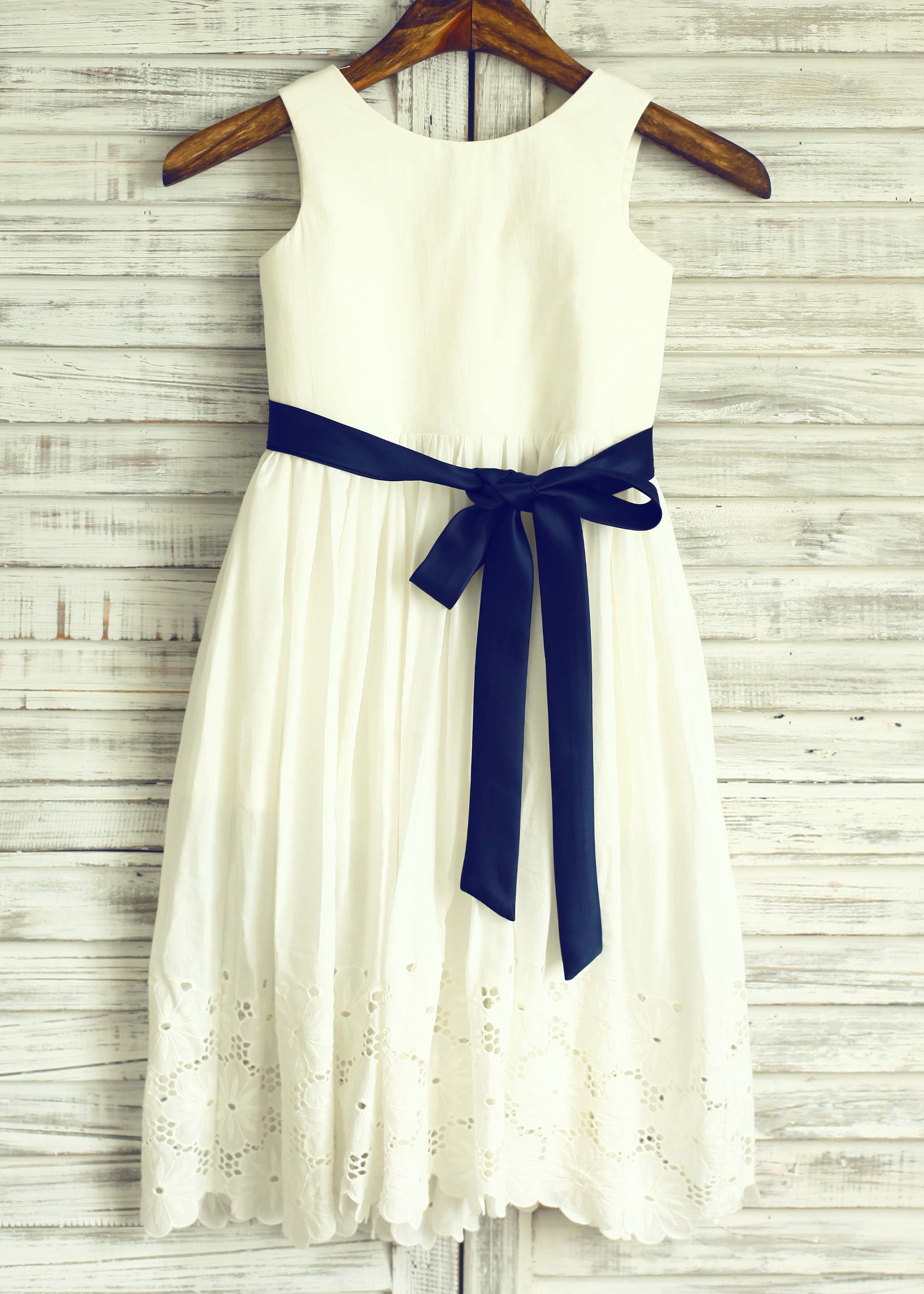 Eyelet flower shop girl dress